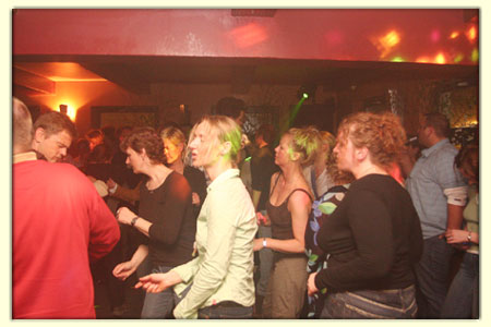 060430-tanz-in-den-mai