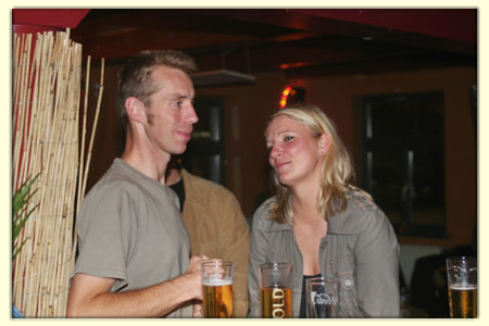 061003-einheit-party