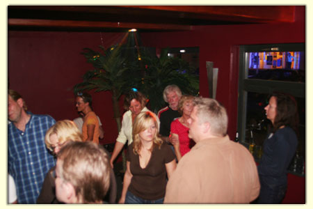 061003-einheit-party