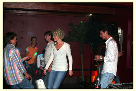 061003-einheit-party