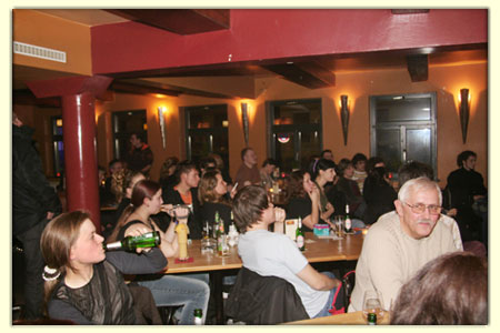 070217-liedermaching