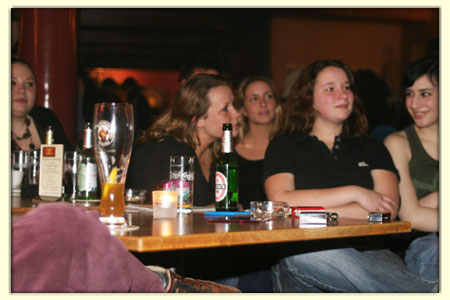 070217-liedermaching