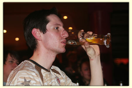 070217-liedermaching