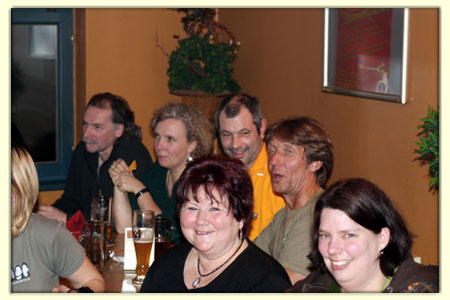 070217-liedermaching