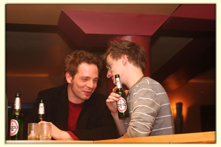 070217-liedermaching