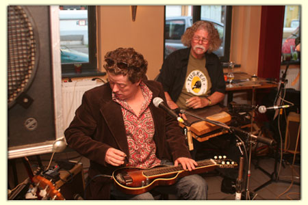 090423-one-trick-pony 